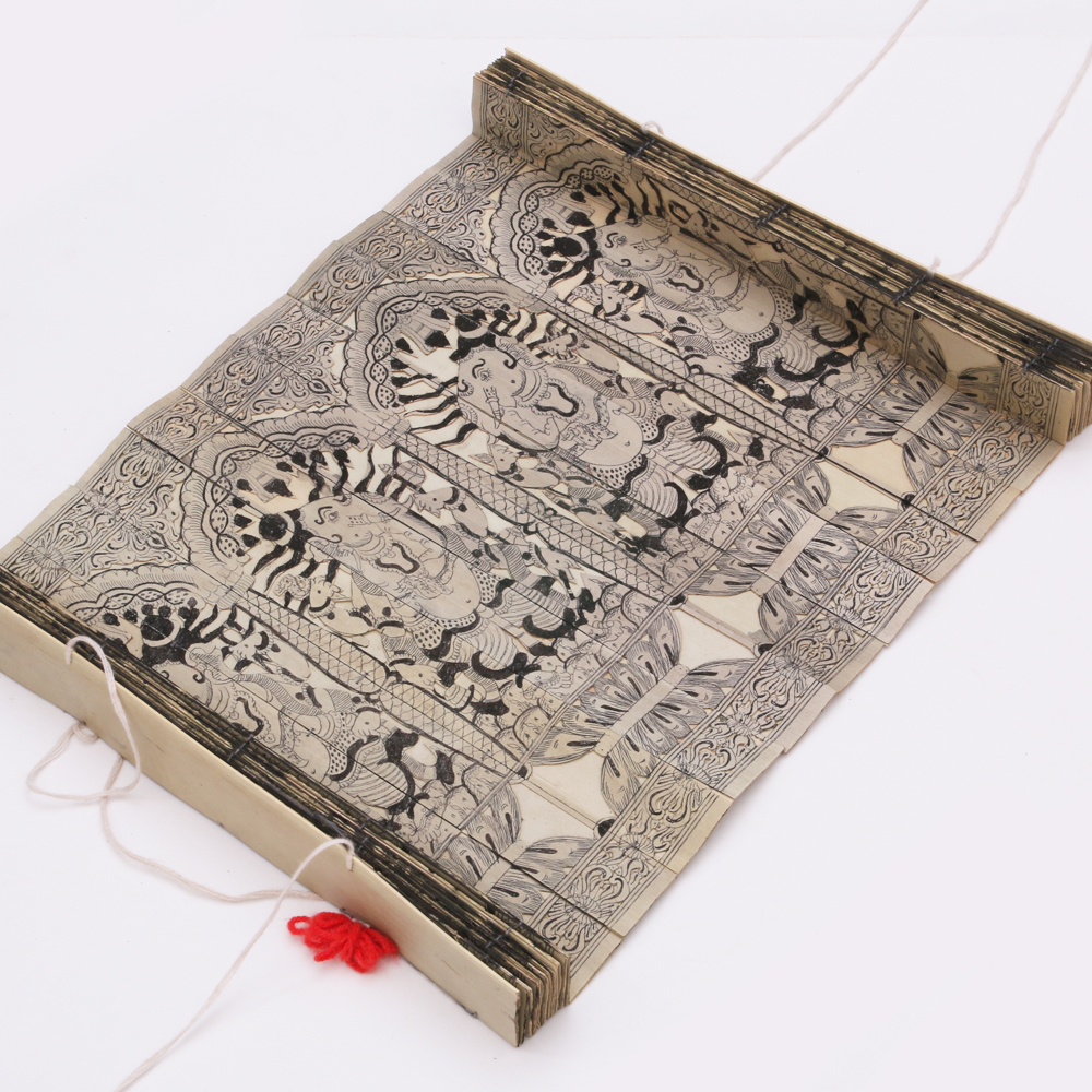 natural and artistic